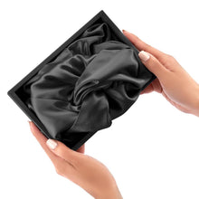 Load image into Gallery viewer, Blissy Bonnet - Black