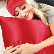 Load image into Gallery viewer, Pillowcase - Red - King