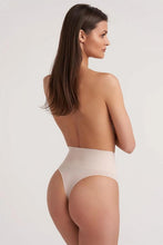Load image into Gallery viewer, T-backs model 195684 Gatta
