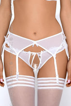 Load image into Gallery viewer,  Belt model 51613 Axami 
